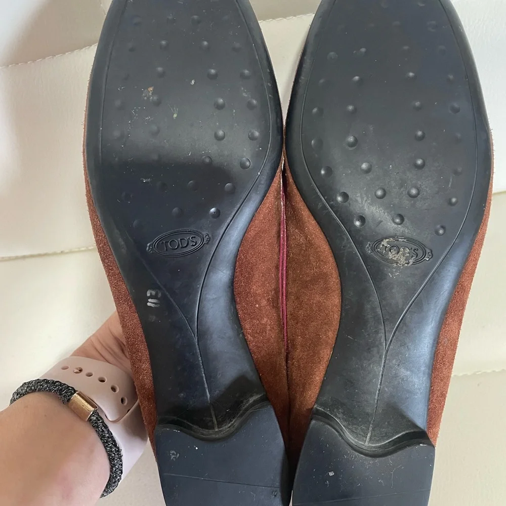 TOD’S Moccasino Driving Loafer - Picture 7 of 9